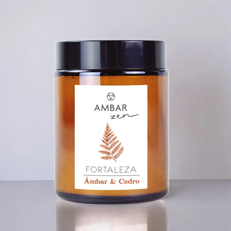 Vela ámbar y cedro